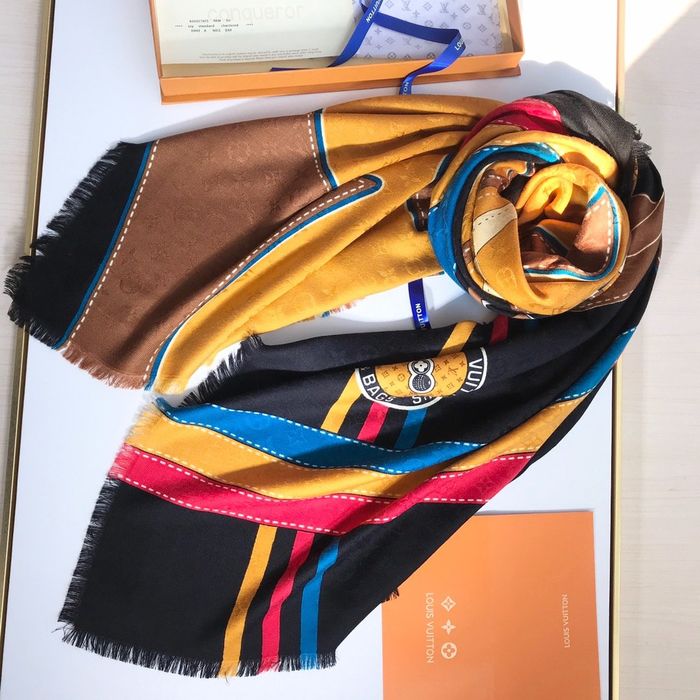 Louis Vuitton Scarf LV00095